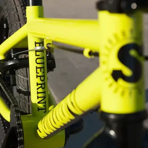 Sunday Blueprint 16" Gloss Bright Yellow