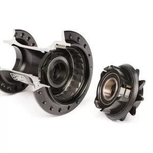 BSD Revolution Hub Black LHD