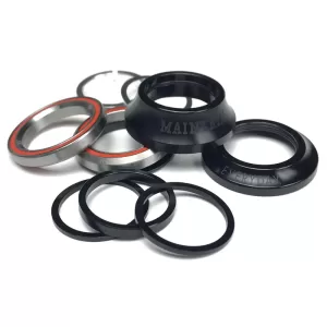 Cult Crew Headset Black